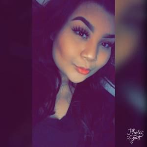 Meet your Posher, Mia